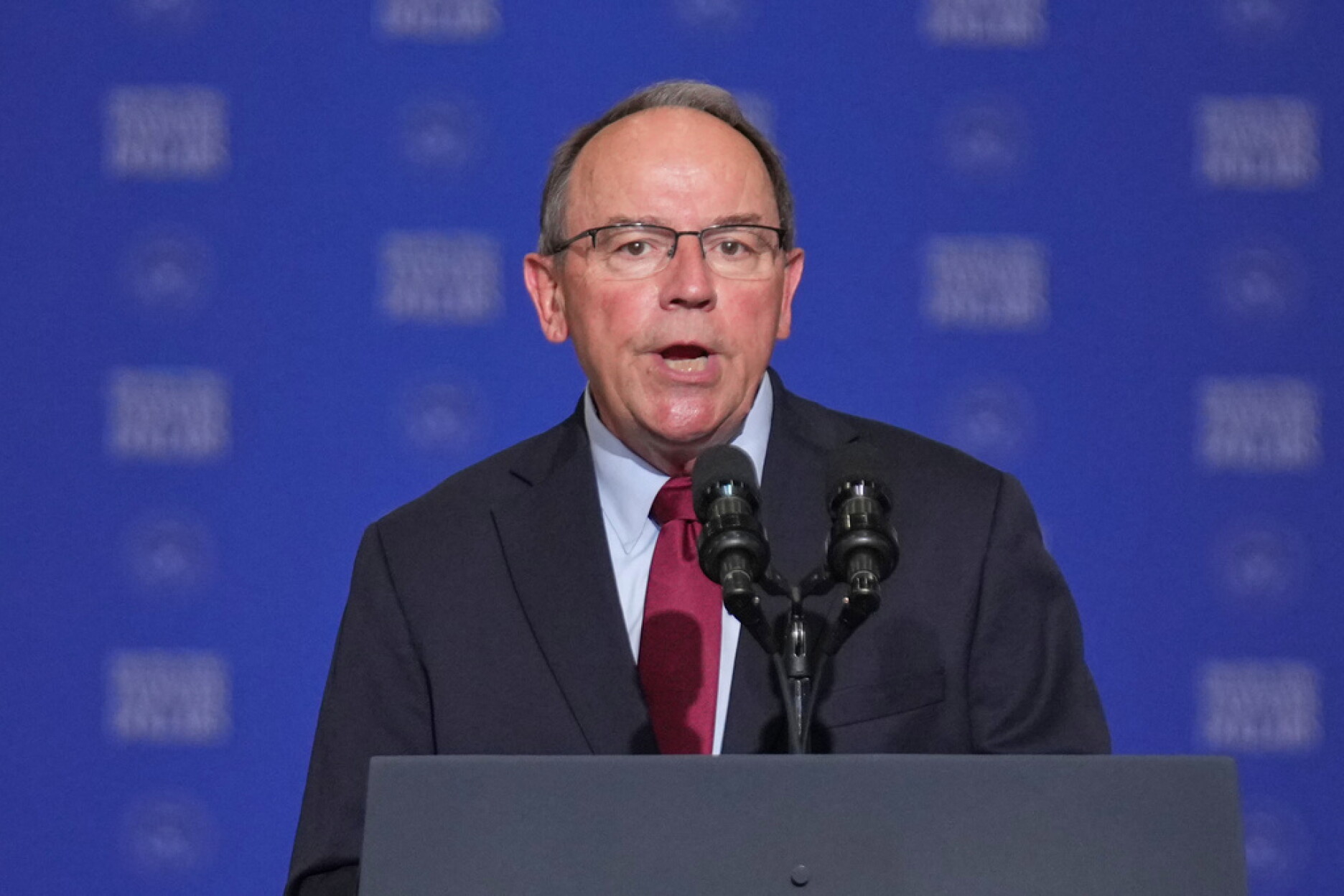 Wisconsin Congressman Swims to Safety After His Plane Lands in a Lake
