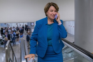 Runner In The Sun Amy Klobuchar Is Running for Governor in Minnesota - The Washington Sun