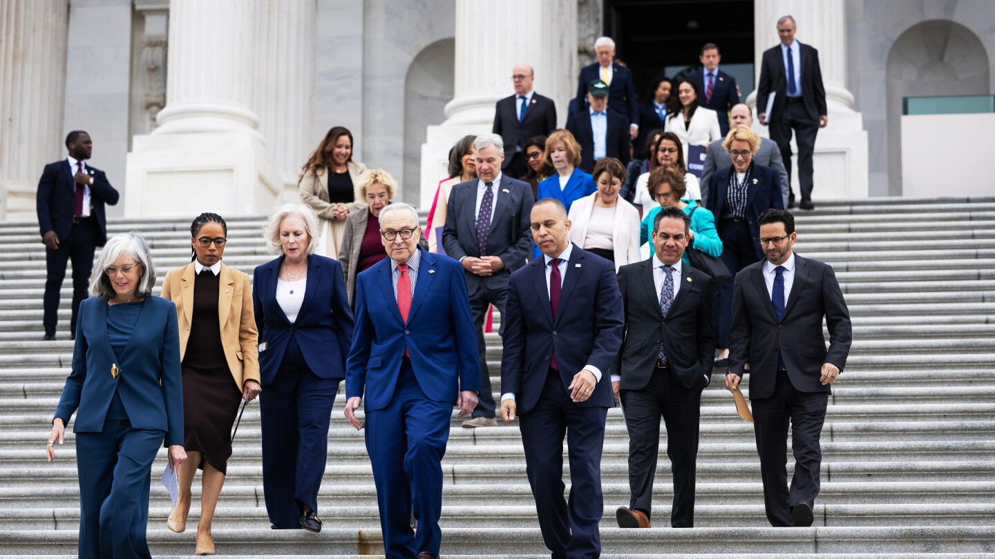 Democrats Democrats See a Wave. Can They Afford to Ride It? - The Washington Sun