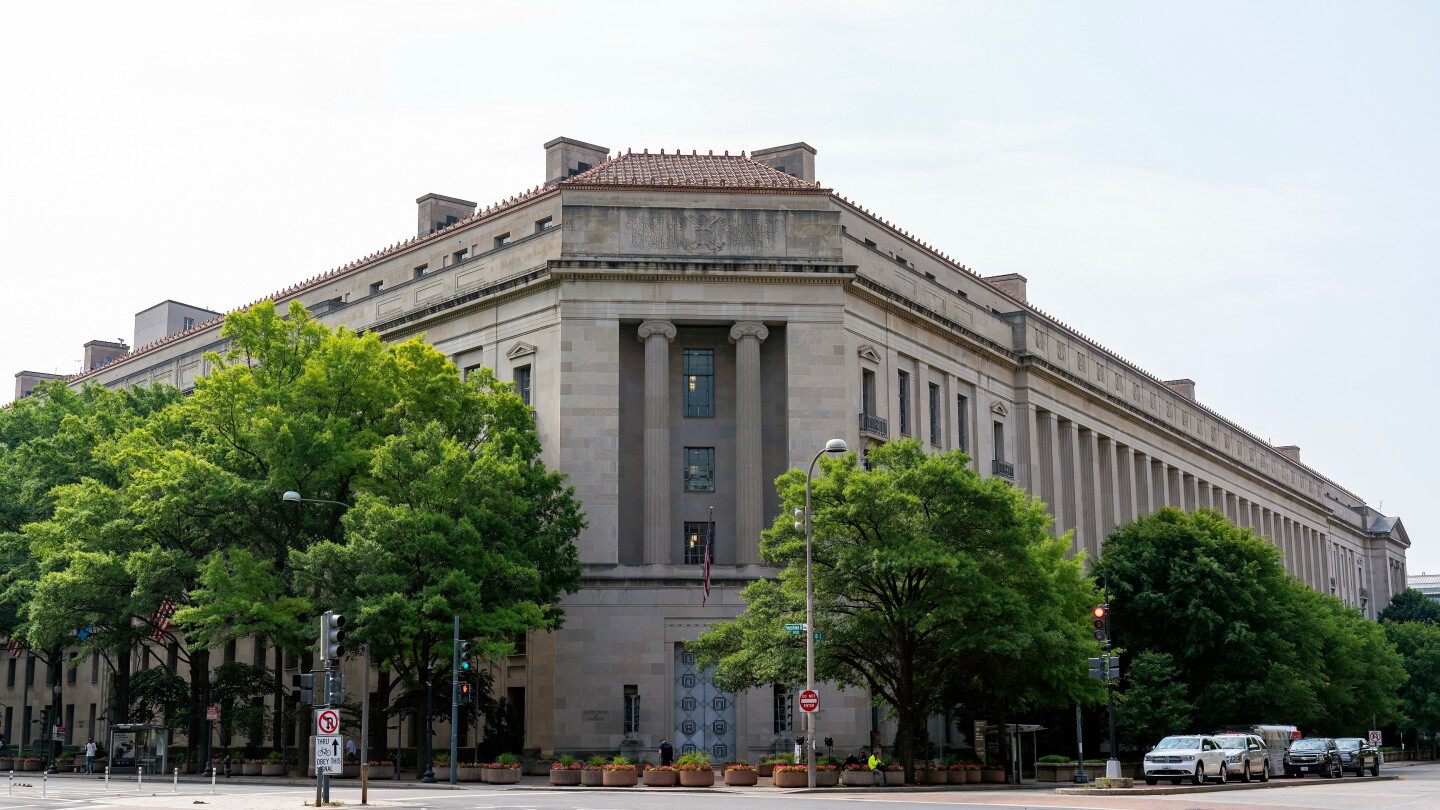 Justice Department sues UDC over in-state tuition for undocumented immigrants; calls policy unconstitutional, discriminatory against out-of-state students
